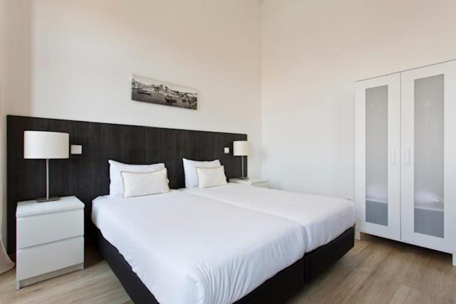 New Porto Legend Apartments Bagian luar foto